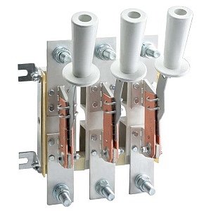 Разъединитель РЕ19-41-31140-1000А-УХЛ3 передняя смещенная рукоятка 113019 КЭАЗ