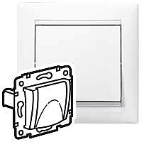 Розетка одноместная Valena с заземлением 16А белый 694270 Legrand