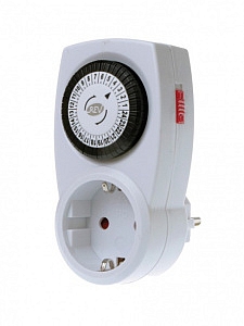 Таймер розеточный механический суточный (розетка с таймером) 3680 Вт  белый 66987 2 TM REV