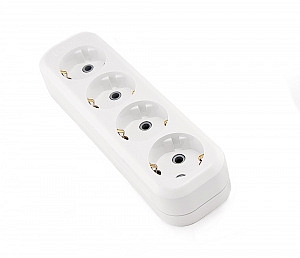 Колодка розеточная У4-Е четырехместная розетка с заземлением LUX